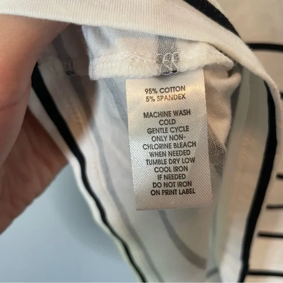 Loft Striped White and Black Women's Sleeveless Top size SP - Picture 5 of 8